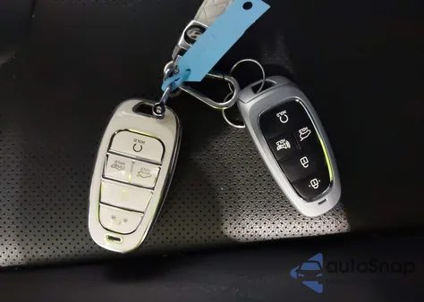 2023 Hyundai Santa Fe Sel z USA, uszkodzony, nr VIN 5NMS3DAJ1PH535797